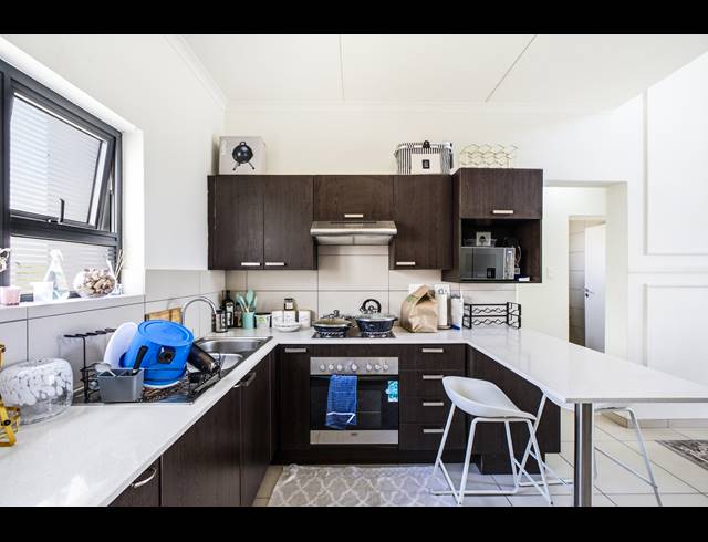 2 BEDROOM APARTMENT FOR SALE IN DAINFERN